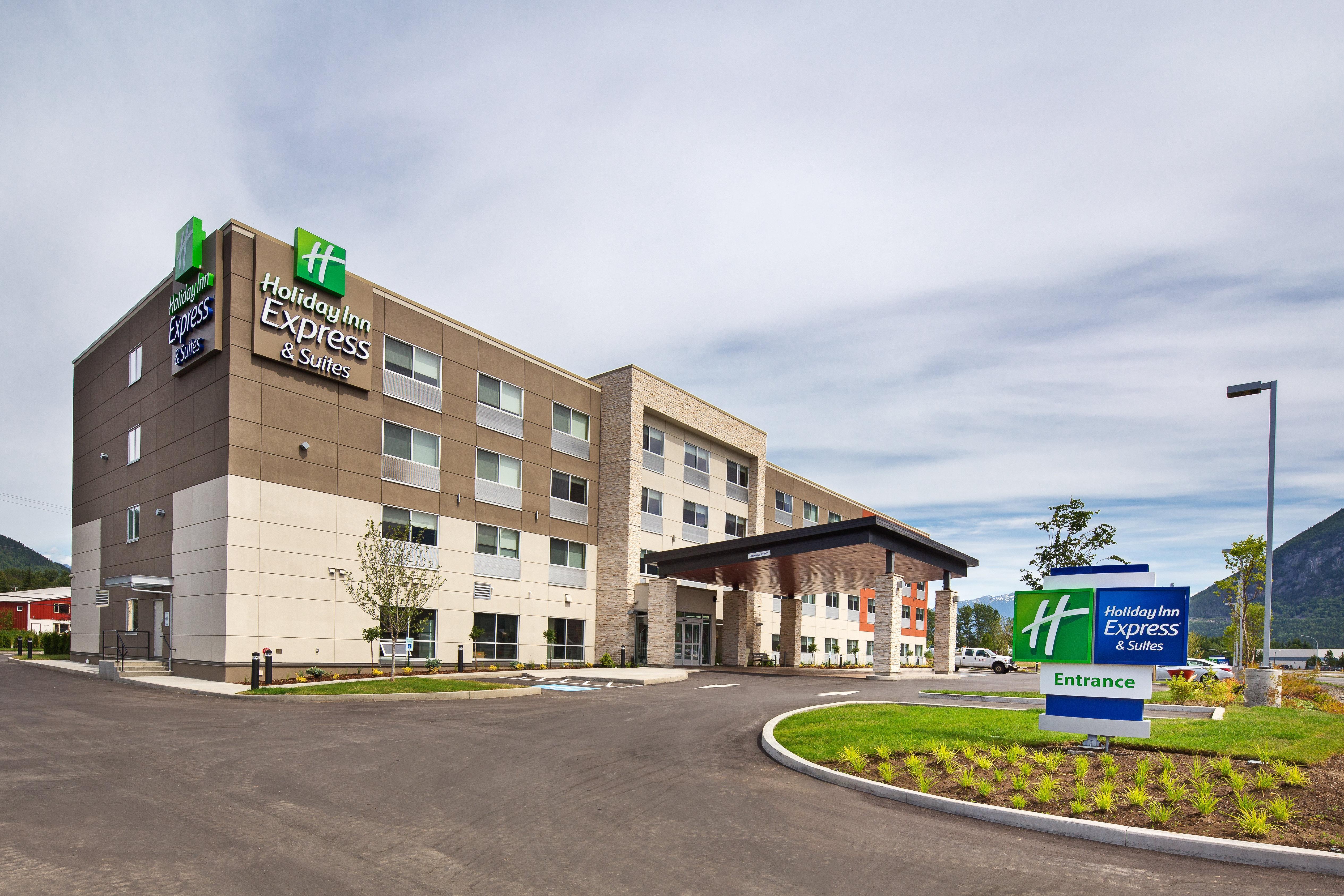 Hotel Holiday Inn Express & Suites Terrace By Ihg